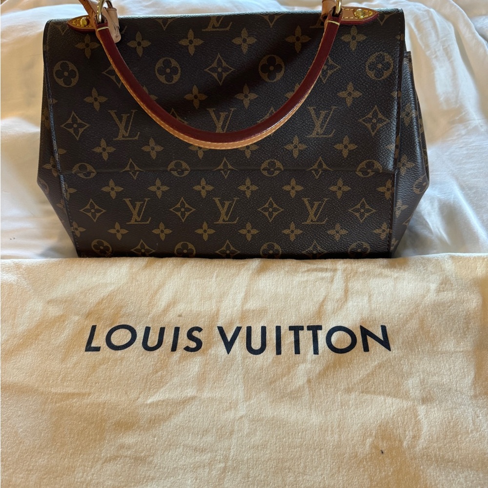 Louis Vuitton cluny satchel bag
